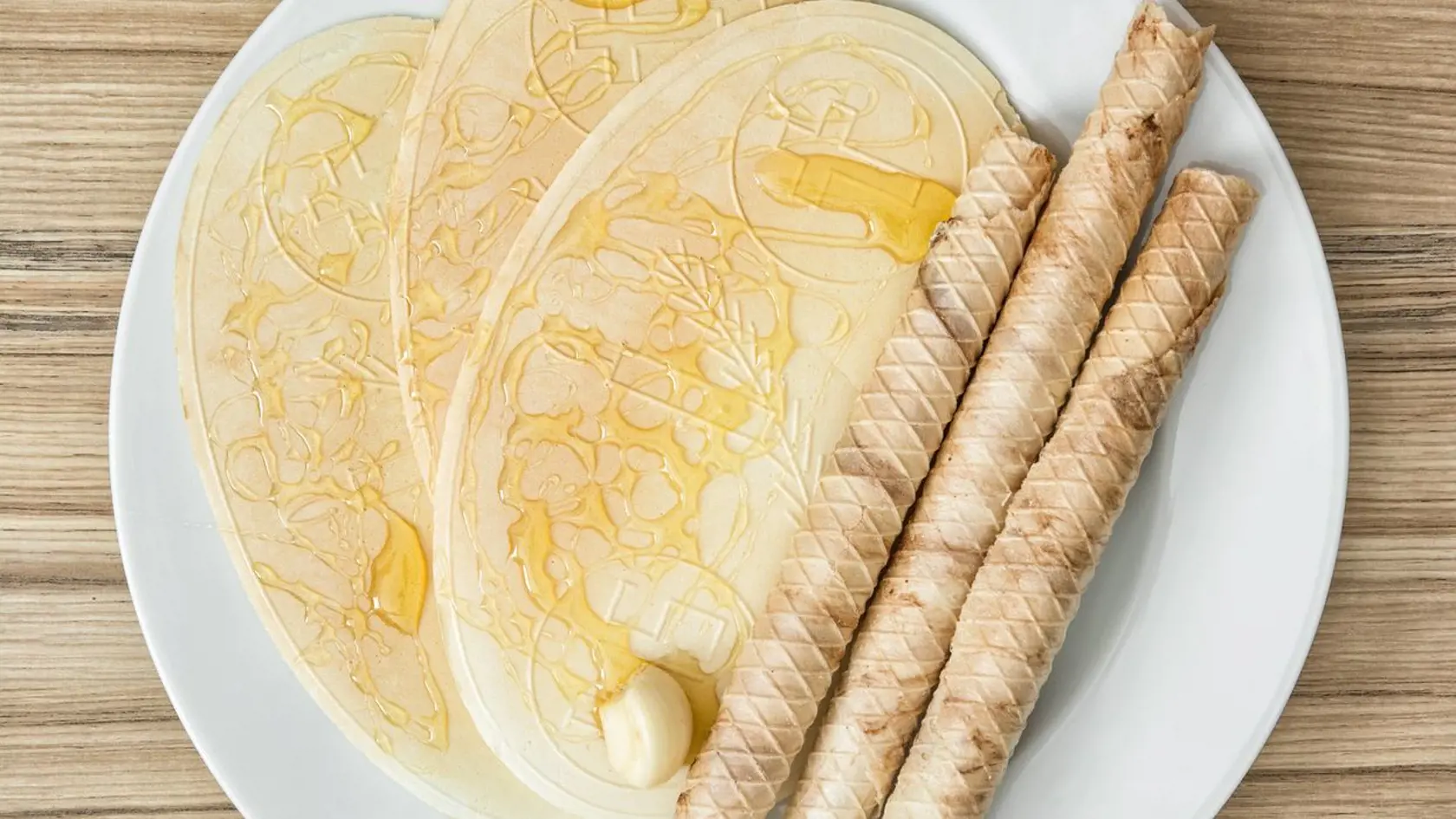 Tradičné vianočné oblátky: Recept na vôňu, ktorá spája celú rodinu