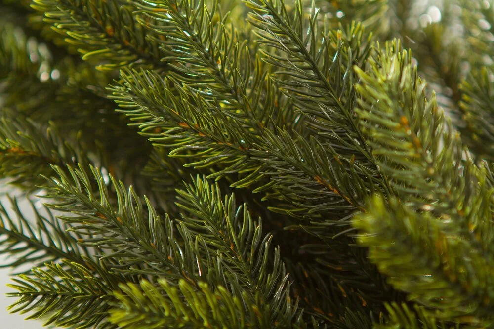 Vianočný veniec s jarabinou 100% 3D 55 cm – Luxusný hustý veniec s červenou dekoráciou