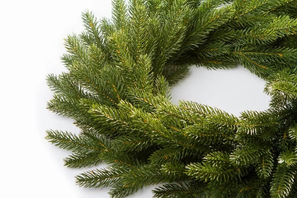 🌲 Vianočný veniec Smrek 100% 3D – 50 cm | Tmavozelený veniec s realistickými 3D vetvičkami